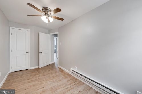 6411 Guyer Ave, Philadelphia, PA 19142-3024