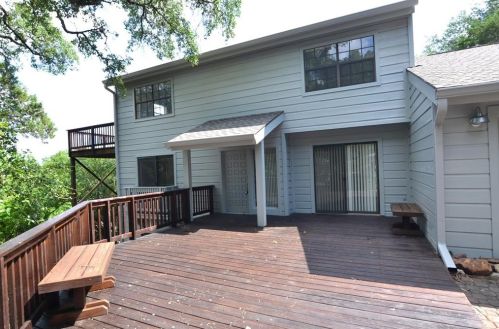 4714 David Thomas Rd, Austin TX  78746-2442 exterior