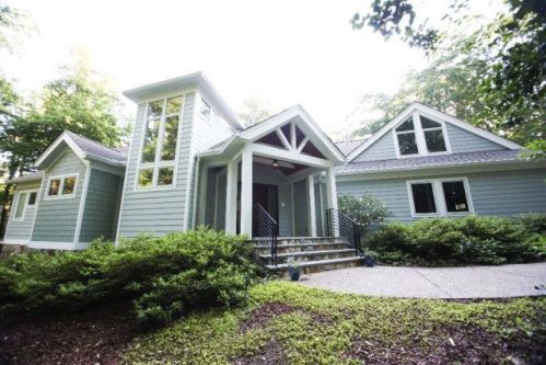 76 York Rd, Irvington, VA 22480-2302