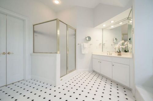 1917 Durand Mill Dr, Atlanta GA  30307-1174 exterior