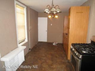 3737 5th St, Philadelphia PA  19140-3351 exterior