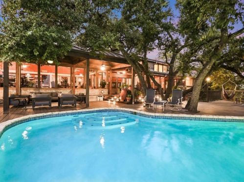 6301 Belo Horizonte Cir, Austin, TX 78731-3701