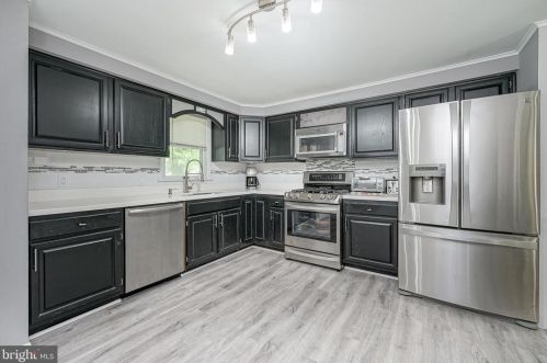 333 Crestview Ave, Blenheim NJ  08012-3005 exterior