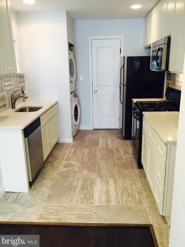 2643 Gerritt St, Philadelphia PA  19146-4416 exterior