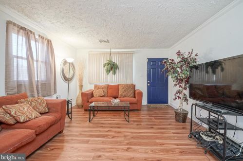 53 Cambridge Ave, Erial, NJ 08081-1230