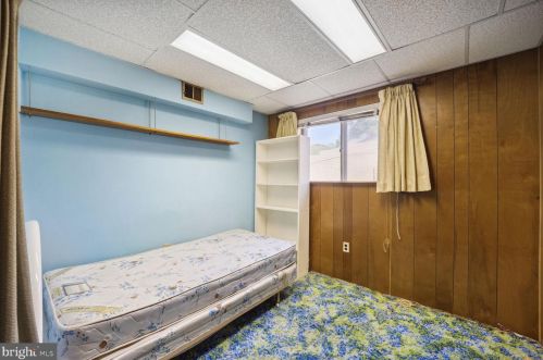 811 Malibu Dr, Silver Spring MD 20901-3648 exterior