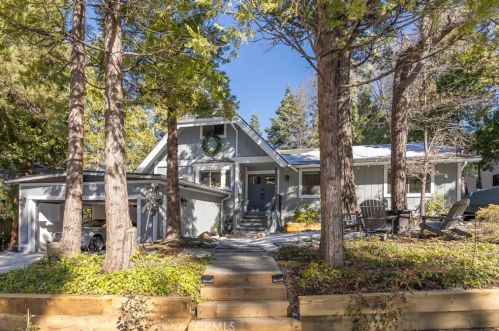 27434 Pinewood Dr, Lake Arrowhead, CA