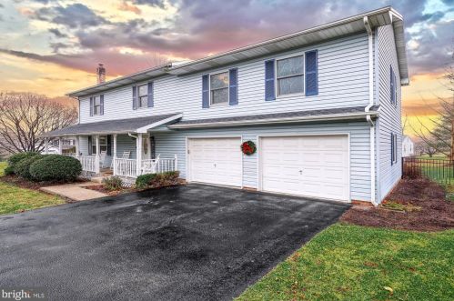258 Berkstone Dr, Harrisburg, PA 17112-9795