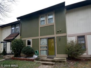 9721 Ashbourn Dr, Springfield, VA 22015-1807