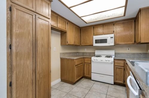 3585 Windstorm Way, Riverside CA  92503-4506 exterior