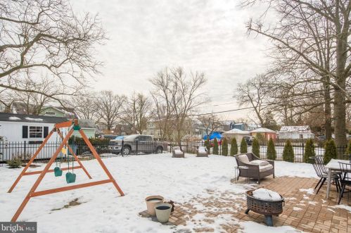 100 Strawbridge Ave, Camden NJ 08108-1806 exterior