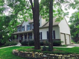 2815 College Heights Blvd, Allentown, PA 18104-4243