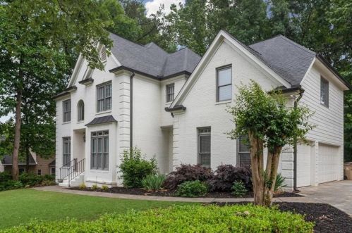 4025 Whispering Pines Ct, Suwanee, GA 30024-6001
