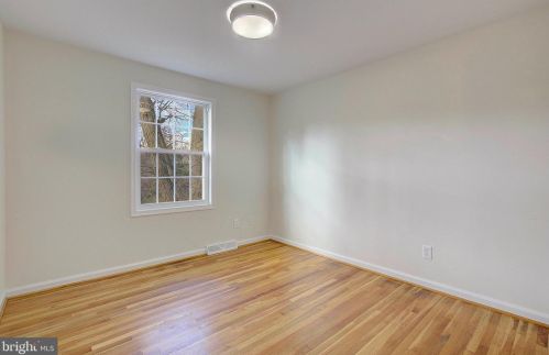 5026 Round Tower Pl, Columbia MD  21044-1322 exterior