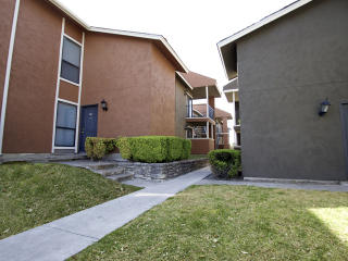 8630 Fairhaven St, San Antonio TX  78229-2036 exterior