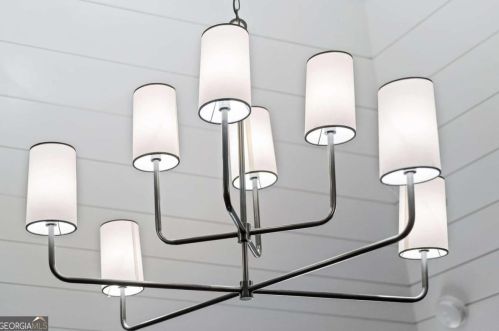 2731 Arden Rd, Atlanta GA  30305-1913 exterior