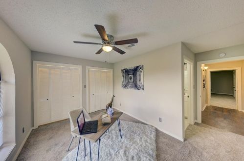 2029 Pond Shore Dr, Angleton TX 77515-7483 exterior