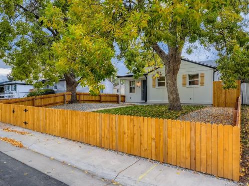 1615 Verbena St, Denver, CO 80220-2134
