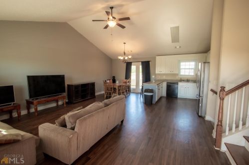 13 Ansley Dr, Lavonia, GA 30553-3788