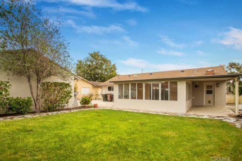 1551 Beacon Ave, Anaheim CA  92802-1313 exterior