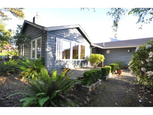 1230 Edgewood St, Jewell OR  97138-5500 exterior
