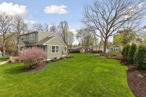 1372 Hazel St, Saint Paul MN  55119-4507 exterior