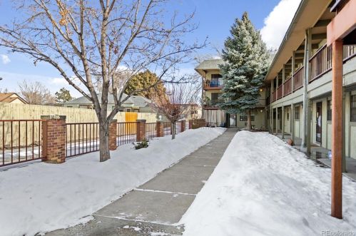 1021 Carr St, Denver CO  80214-5014 exterior