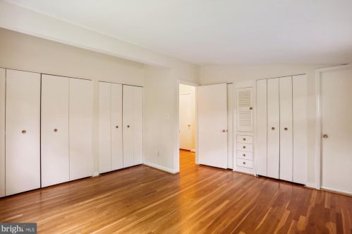 11510 Lockhart Pl, Silver Spring MD 20902-3166 exterior