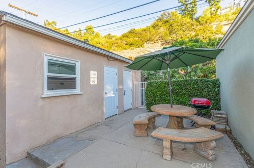 1100 Verdugo Rd, Glendale CA  91208-2918 exterior