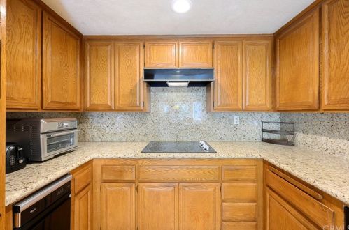 7315 Singingwood Dr, Anaheim CA 92808-1701 exterior