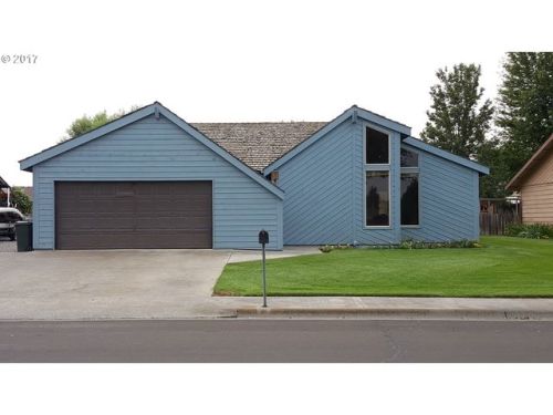 745 Division Ave, Hermiston, OR 97838-2226