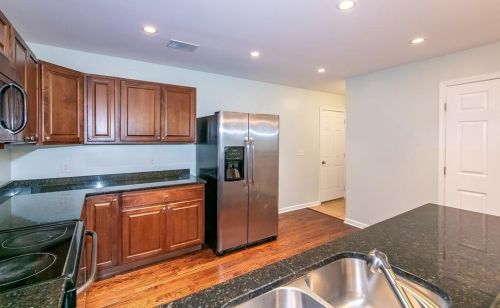 2829 Horse Shoe Dr, Atlanta GA  30316-4219 exterior