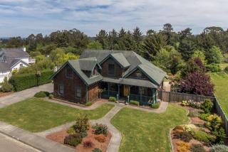 2897 Springer Dr, Mckinleyville, CA 95519-7502