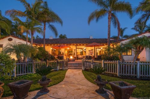 1254 Urania Ave, Encinitas, CA 92024-1827