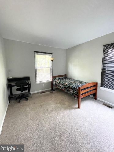 14536 Macbeth Dr, Silver Spring MD 20906-2680 exterior