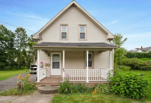 63 Faneuil St, Windsor, CT 06095-4521