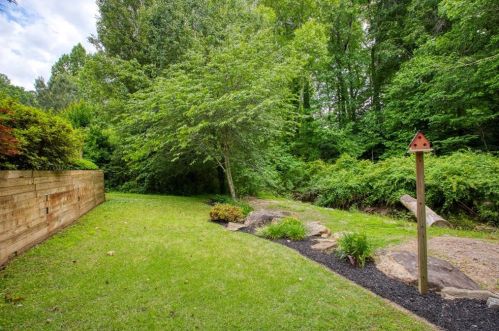 2527 Brookline Cir, Atlanta GA  30319-3690 exterior