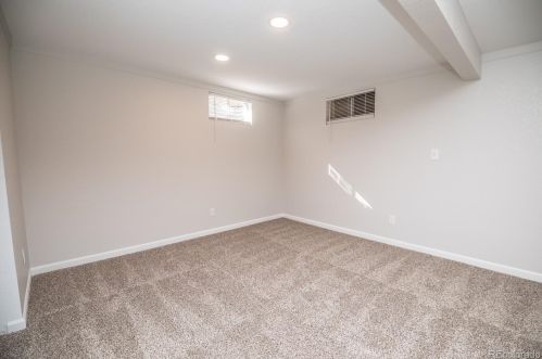 6297 Niagara Ct, Englewood CO 80112-1011 exterior