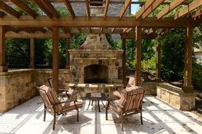 3632 Brookleigh Ln, Atlanta GA  30319-2206 exterior