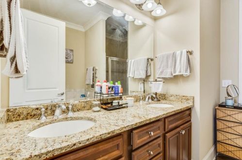 2158 Havenwood Trl, Atlanta GA  30319-4018 exterior