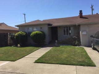 331 Rotary St, Hayward, CA 94541-6329