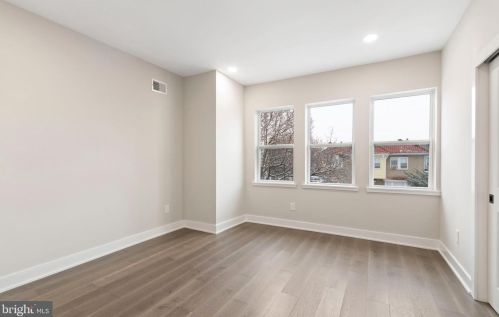 5714 16 St, Philadelphia PA  19141-1702 exterior