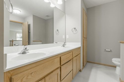 3322 Jansen Way, Saint Paul MN  55127-5126 exterior