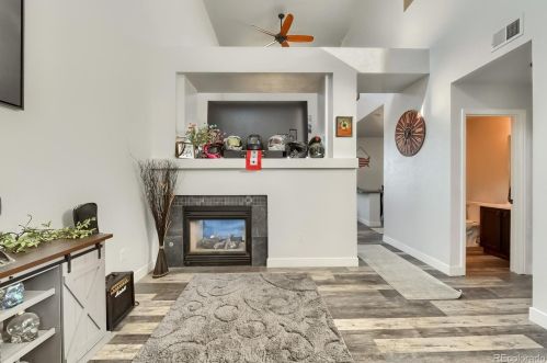 19312 58th Pl, Denver, CO 80019-2027