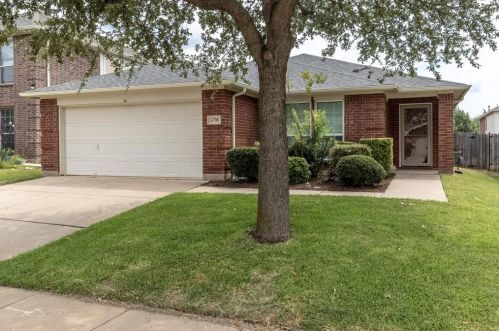 6708 Friendsway Dr, Fort Worth TX  76137-7542 exterior