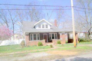 210 Bratton St, Decherd, TN 37324-3152