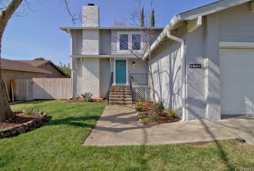 950 Yosemite Dr, Chico, CA 95928-3947