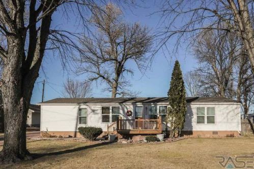47446 258th St, Renner, SD 57055-6501