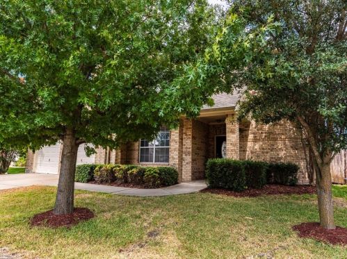 13717 Field Spar Dr, Webberville TX  78653-3880 exterior