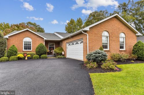 630 Westwood Dr, Aberdeen, MD 21001-2335